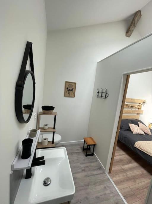 Maison Les Iris - 3 Chambres Et 3 Salles De Bain - 3 A 6 Personnes - Futuroscope 阿瓦同 外观 照片